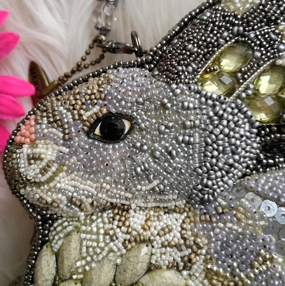 Mary Frances Hop To It Easter Bunny Rabbit Beaded Bag - Picture 2 of 13